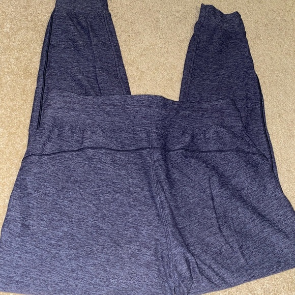 Lululemon Jogger - Picture 4 of 5